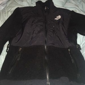 North Face thick zip up xs but fits big